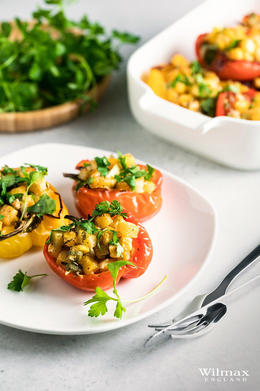 Stuffed bell peppers with turnips